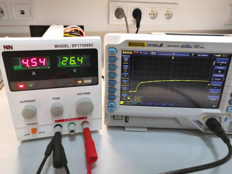 Zasilacz laboratoryjny DF173005C NDN – 30V, 5A