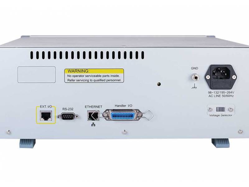 Microtest 9332 Mostek wielokanałowy RLC 10Hz - 200kHz, dokł. 0,1%